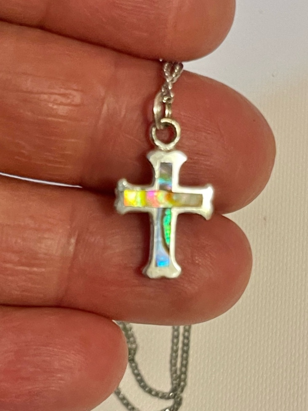 VTG Southwest Sterling Silver Necklace
Pendant Cross abalone Inlaid